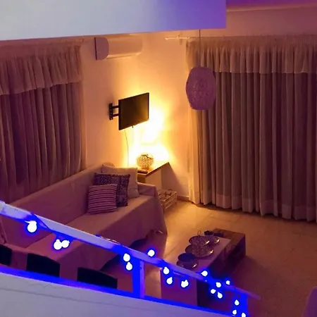 Cozy Holiday Beach House Casa vacanze