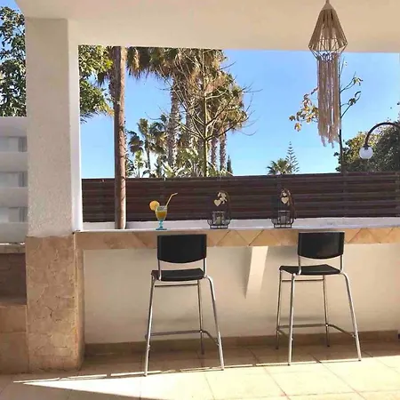 Cozy Holiday Beach House * Larnaca